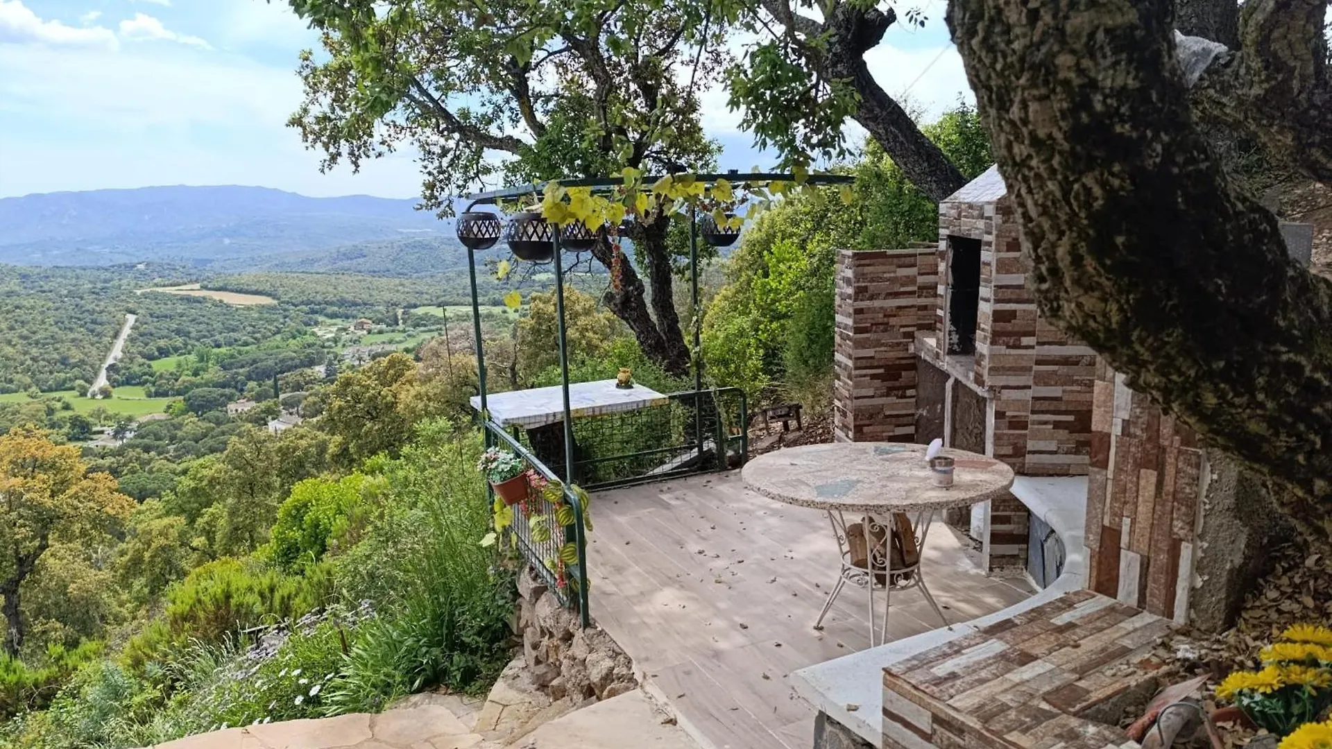 Alojamento de Acomodação e Pequeno-almoço Vistas Exclusivas Acomodação com café da manhã Romanyá de la Selva